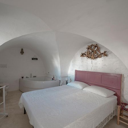 Casalice - Tradizione E Comfort A Ostuni Buitenkant foto