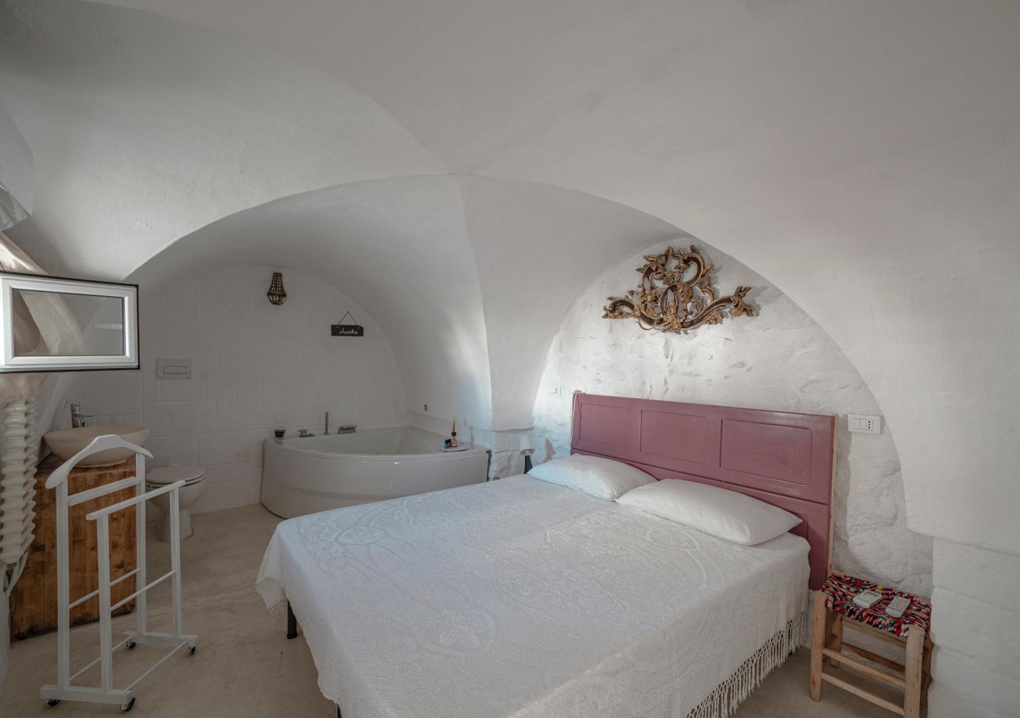 Casalice - Tradizione E Comfort A Ostuni Buitenkant foto
