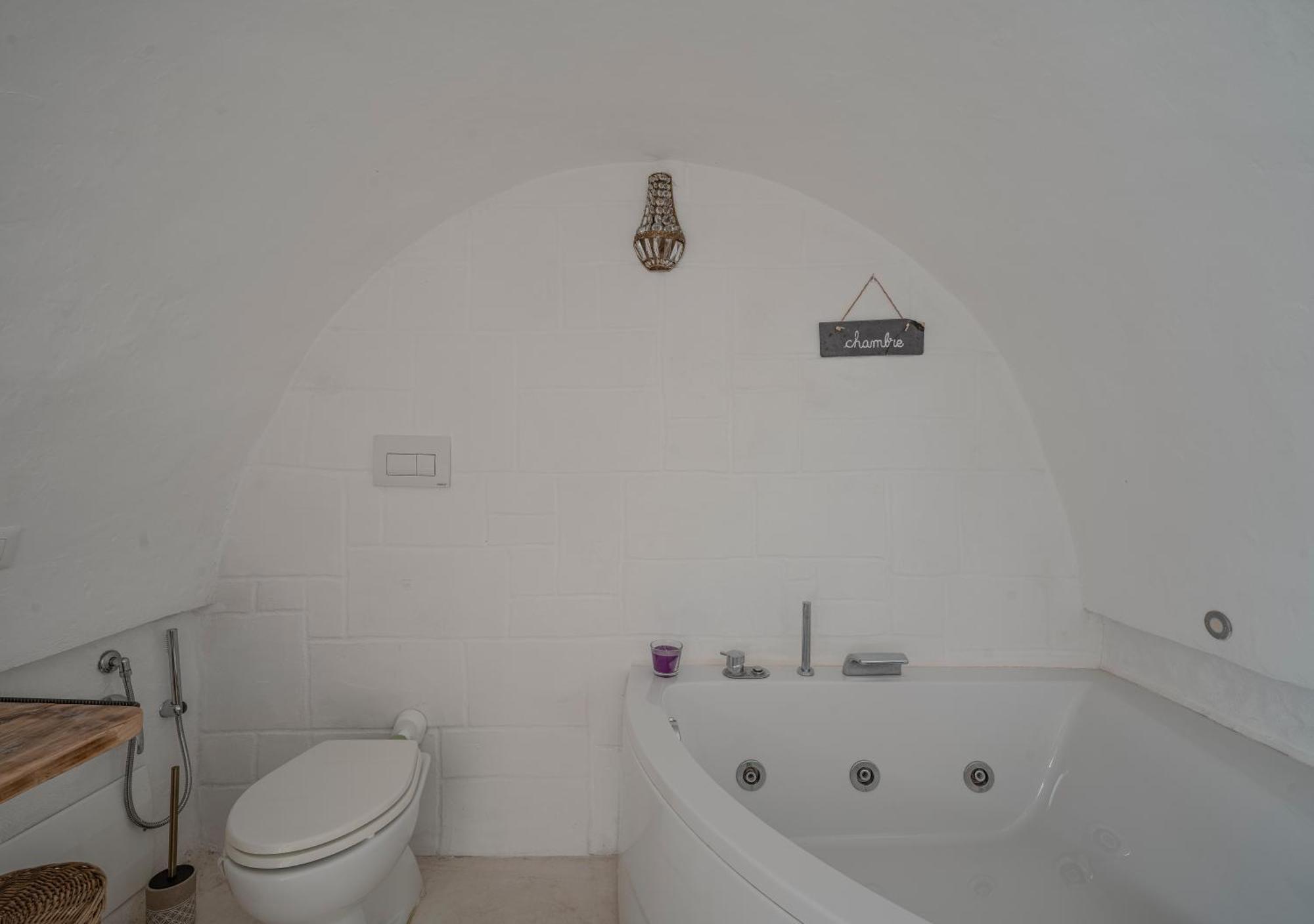 Casalice - Tradizione E Comfort A Ostuni Buitenkant foto